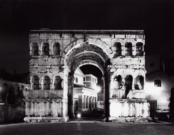 "from Las Vegas to Rome, #13", 2003, C-print, 105 x 126 cm